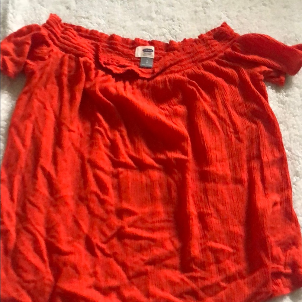 Off the shoulder ruffle shirt